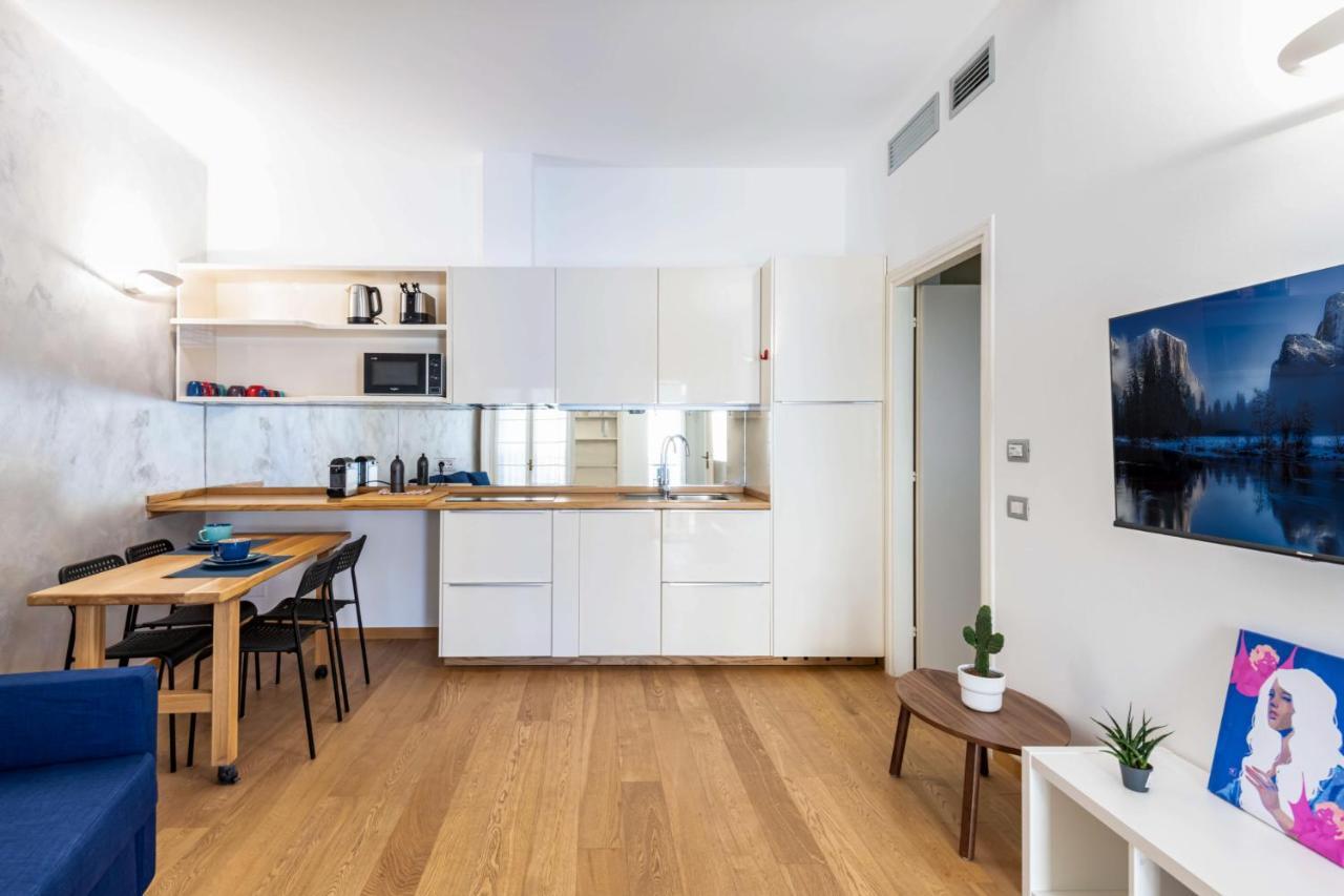Easylife - Romantico Appartamento Sulla Darsena Mailand Exterior foto